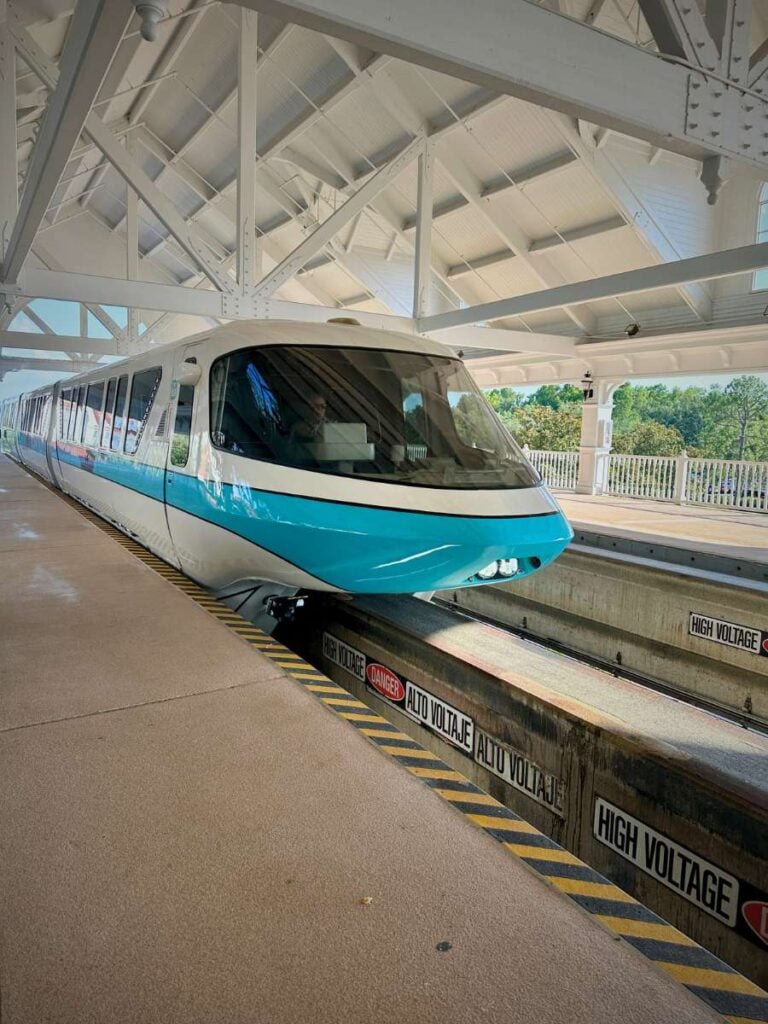 walt disney world monorail