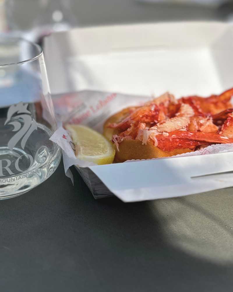 cousins maine lobster food truck at Roo Mountain Vineyards peak summit