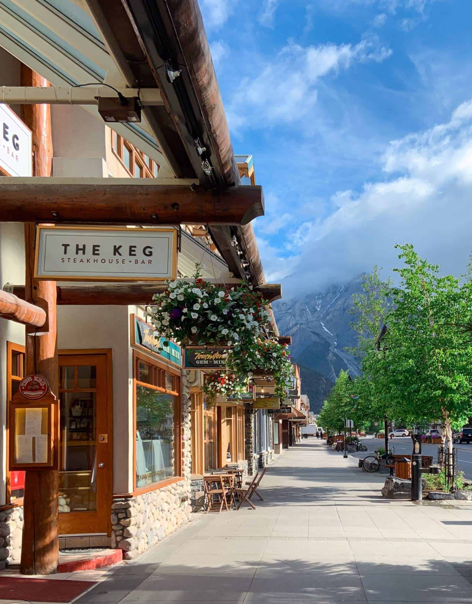 Photo Album: 33 Pictures of Banff That Make Me Want To Go Back for a Do ...